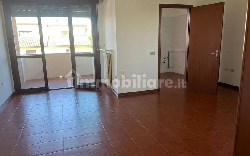 Trilocale via del Guercino, Centro, Poggio Renatico — foto 2 di 13