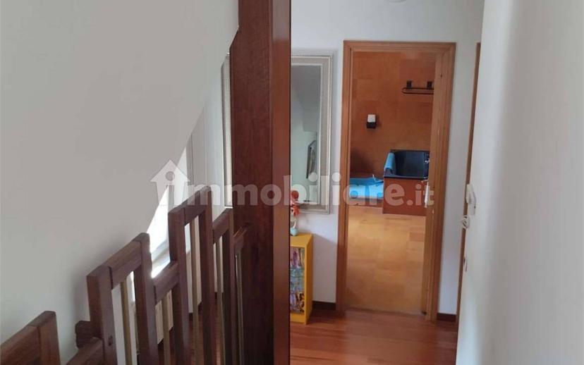 Villa bifamiliare, ottimo stato, 190 m², Centro, Tolentino — foto 11 di 22