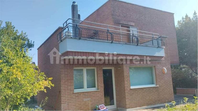 Villa bifamiliare, ottimo stato, 190 m², Centro, Tolentino — foto 13 di 22