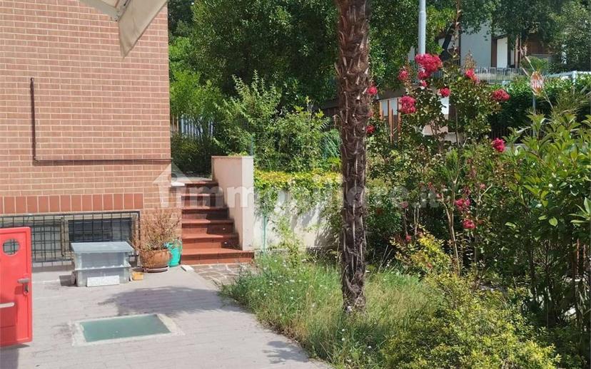 Villa bifamiliare, ottimo stato, 190 m², Centro, Tolentino — foto 6 di 22