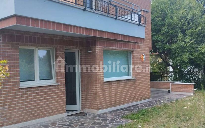 Villa bifamiliare, ottimo stato, 190 m², Centro, Tolentino — foto 21 di 22