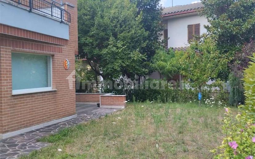 Villa bifamiliare, ottimo stato, 190 m², Centro, Tolentino — foto 8 di 22