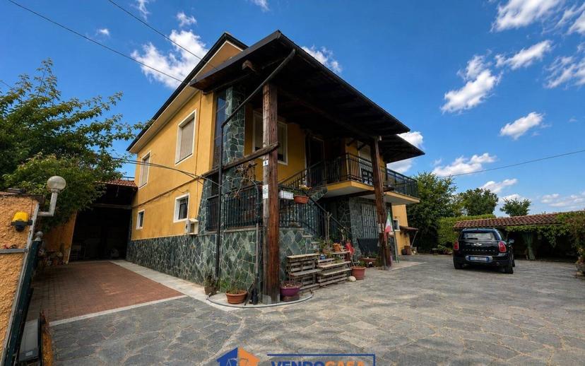 Villa unifamiliare Strada Piazzaro 6, Nizza Monferrato — foto 10 di 22