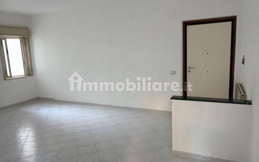 Trilocale viale Europa, Centro, Teano — foto 8 di 10
