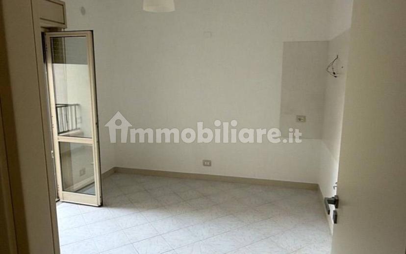 Trilocale viale Europa, Centro, Teano — foto 4 di 10