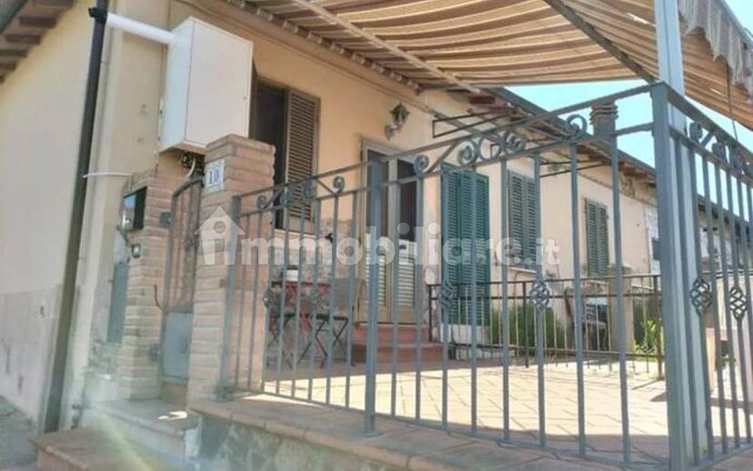 Trilocale via Dell'Armatore, 10, Ribolla, Roccastrada — foto 3 di 13