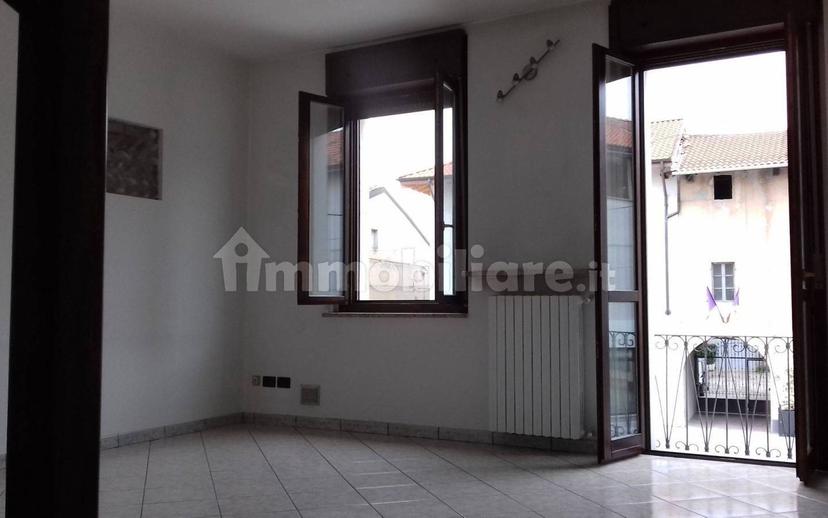Bilocale via Giacomo Matteotti 34, Cameri — foto 3 di 3
