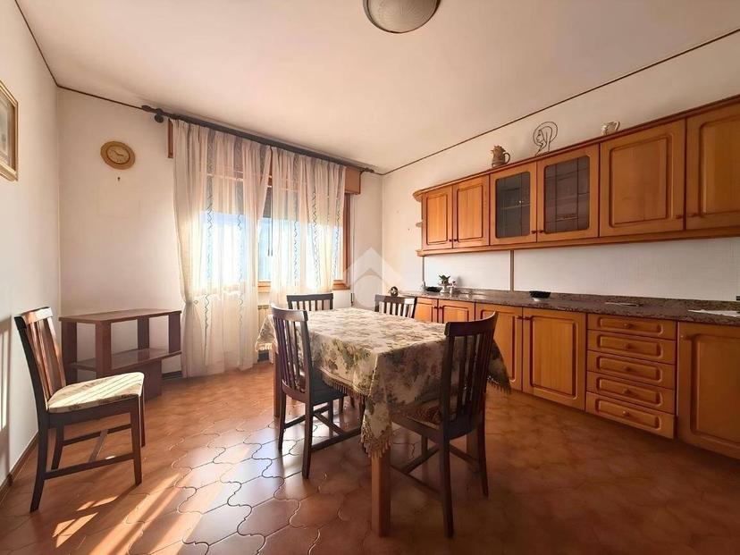 Villa unifamiliare via Evangelista Torricelli 13, Centro, Mogliano Veneto — foto 12 di 18