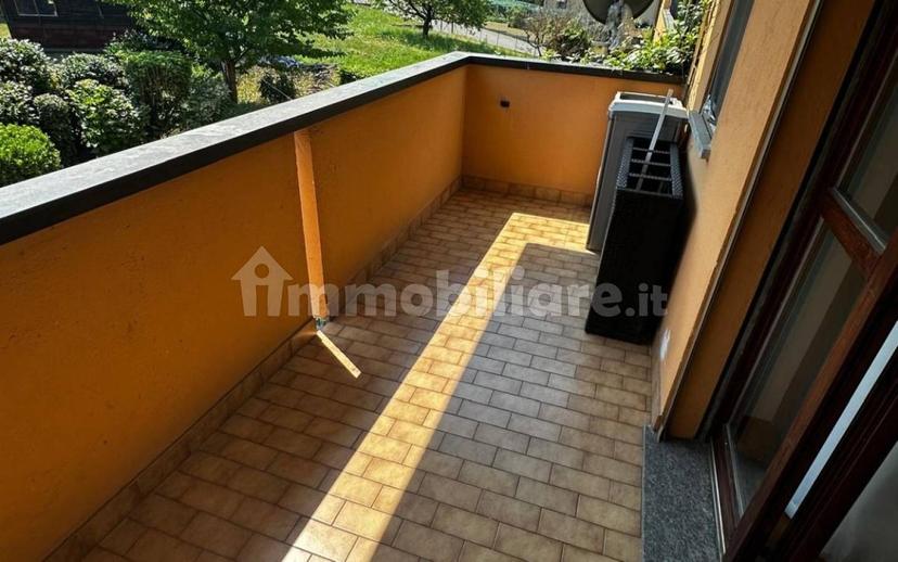 Trilocale via Giovanni Pascoli 4, Bardello con Malgesso e Bregano — foto 5 di 40