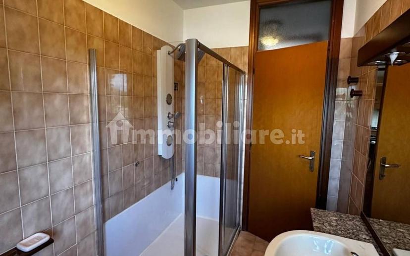 Trilocale via Giovanni Pascoli 4, Bardello con Malgesso e Bregano — foto 11 di 40