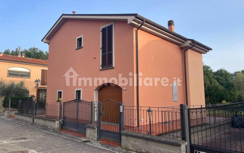 Villa unifamiliare via della Casina, Centro, Castiglion Fiorentino — foto 3 di 28