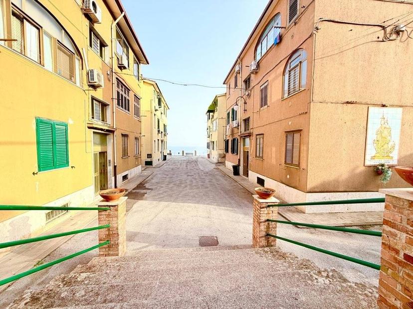 Trilocale via mazzini quinto 200, Centro, Vietri sul Mare — foto 3 di 16