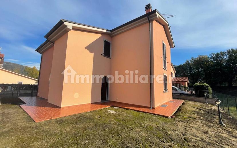 Villa unifamiliare via della Casina, Centro, Castiglion Fiorentino — foto 8 di 28
