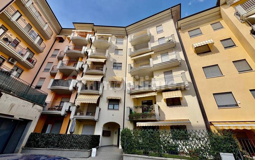 Trilocale via Palocca 39, Centro, Fossano
