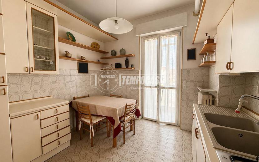 Quadrilocale viale Ambrogio da Fossano 18, Centro, Fossano — foto 6 di 21