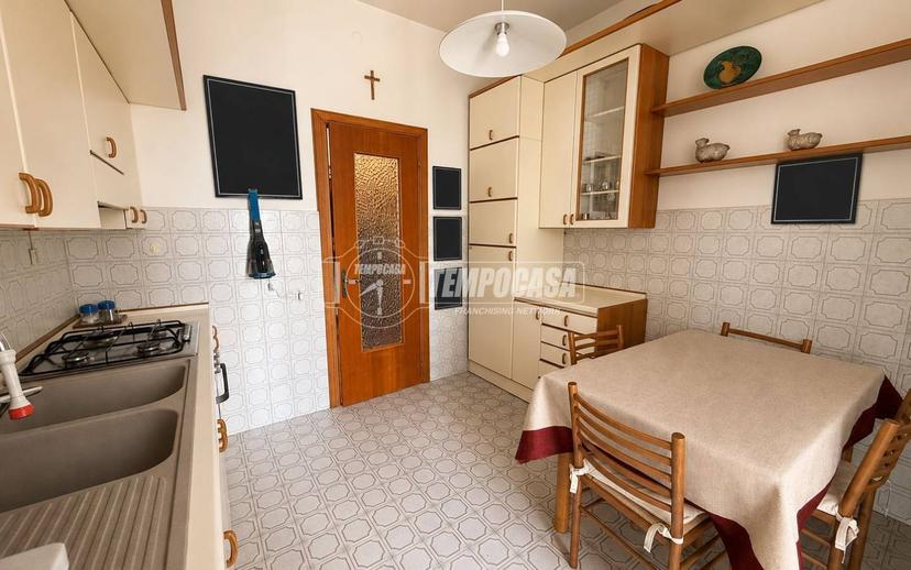 Quadrilocale viale Ambrogio da Fossano 18, Centro, Fossano — foto 12 di 21