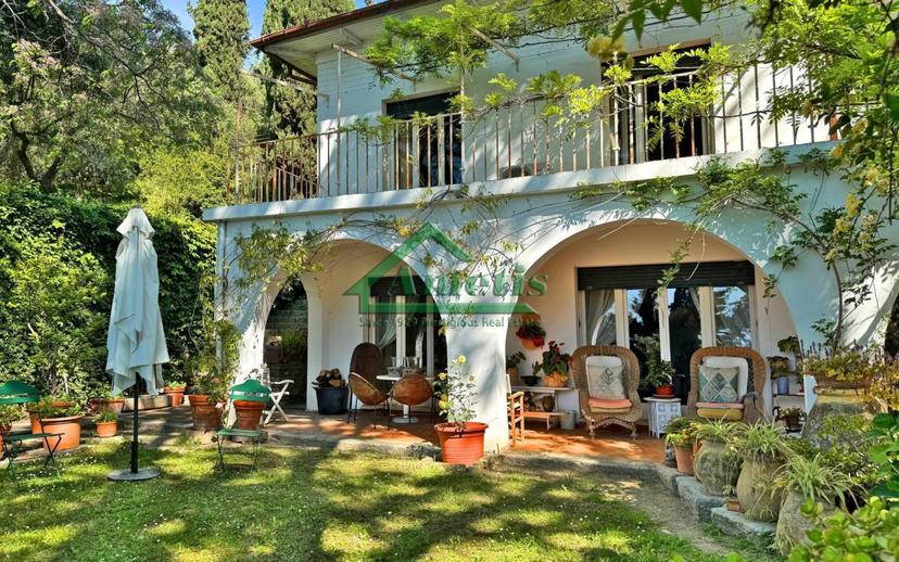 Villa unifamiliare via Serrati, Oneglia, Imperia — foto 4 di 32