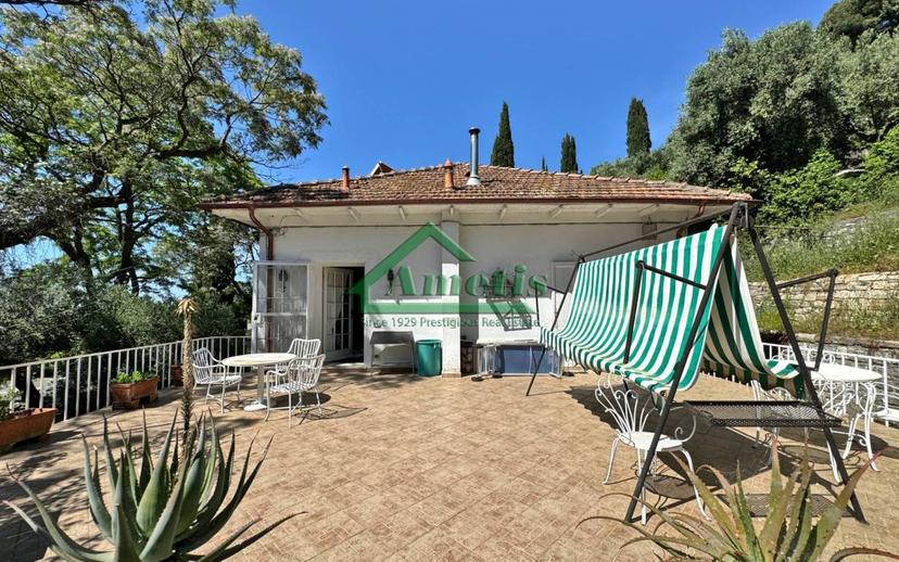 Villa unifamiliare via Serrati, Oneglia, Imperia — foto 9 di 32