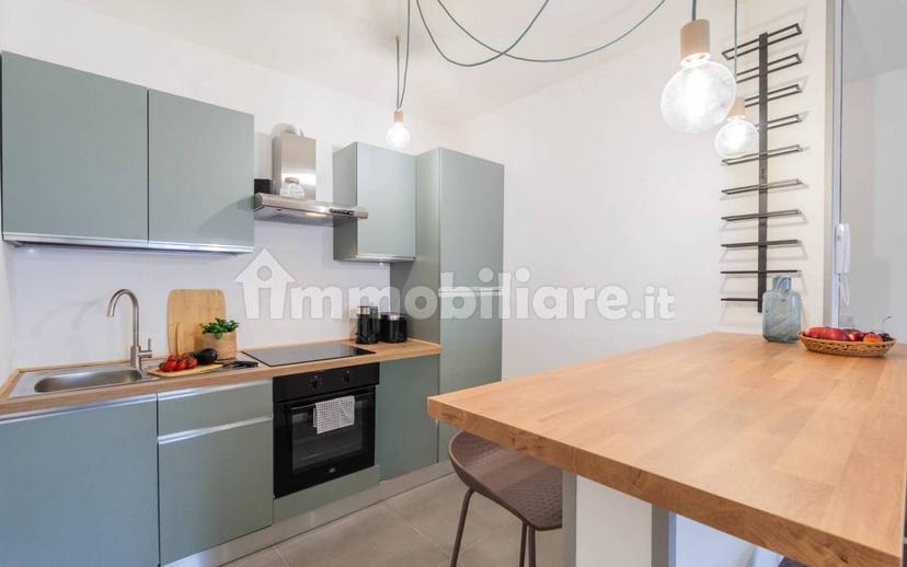 Trilocale via Martesana 25, San Gregorio, Gravedona ed Uniti