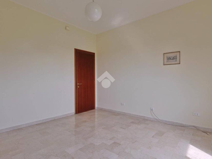Villa plurifamiliare via Aleardo Aleardi, Orologio, Reggio Emilia — foto 40 di 46
