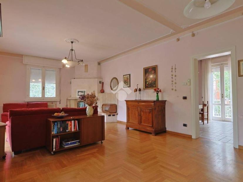 Villa plurifamiliare via Aleardo Aleardi, Orologio, Reggio Emilia — foto 25 di 46