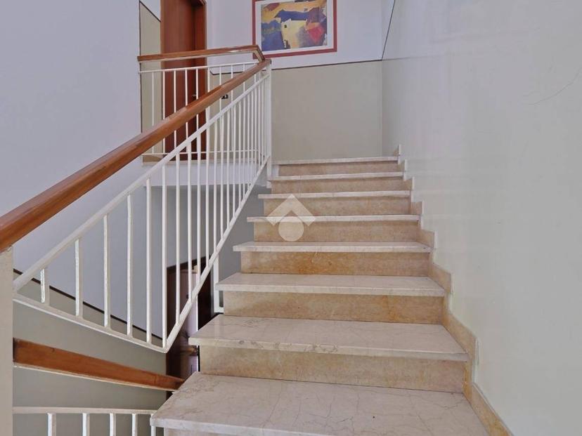 Villa plurifamiliare via Aleardo Aleardi, Orologio, Reggio Emilia — foto 12 di 46