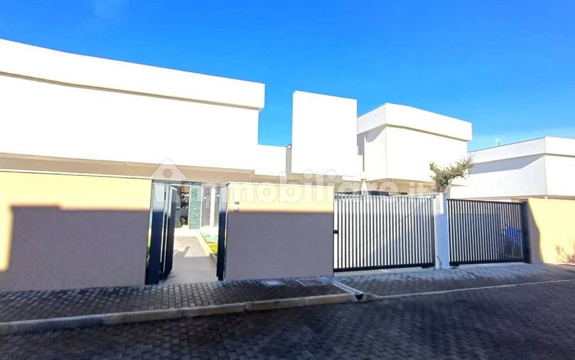 Villa a schiera corso Alcide De Gasperi, Poggiofranco, Bari — foto 4 di 36