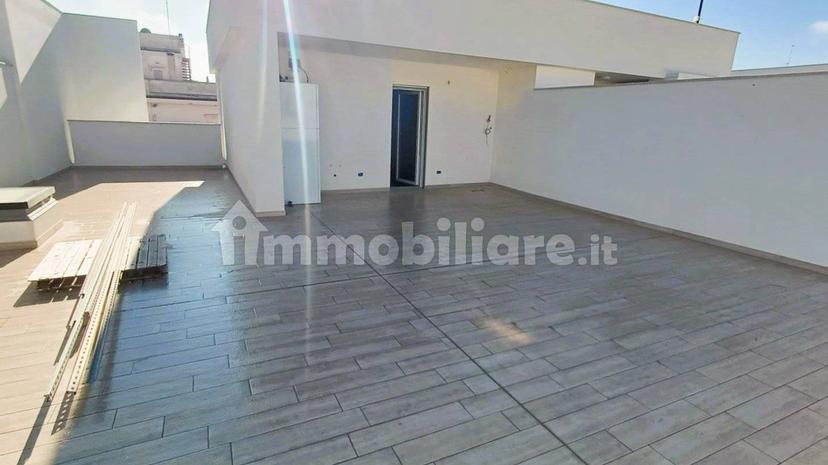 Villa a schiera corso Alcide De Gasperi, Poggiofranco, Bari — foto 22 di 36