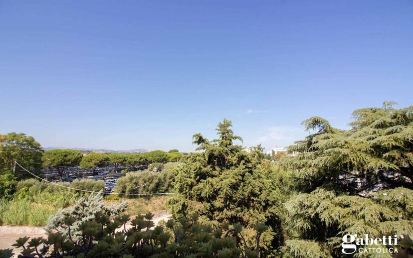 Appartamento buono stato, terzo piano, Cattolica — foto 11 di 26