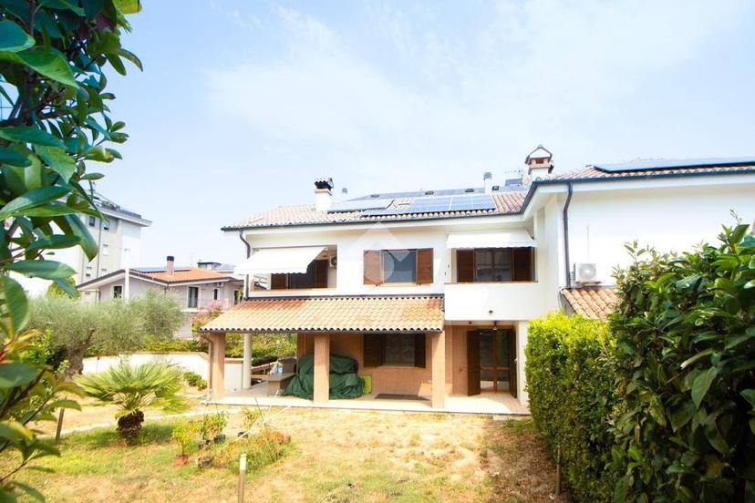 Villa a schiera via G. Sartorio 12, Centro, Francavilla al Mare — foto 10 di 23