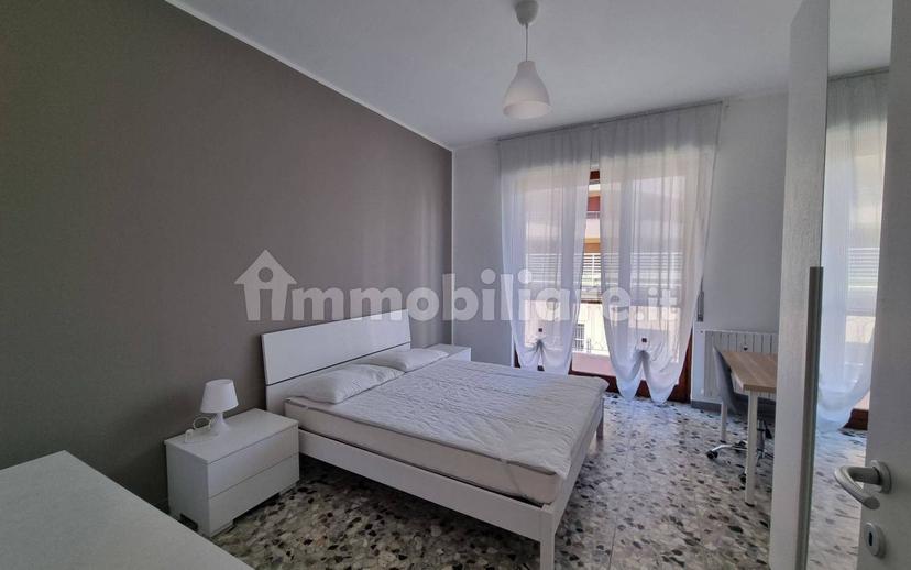 Stanza singola viale Carlo Noè 32, Gallarate — foto 2 di 9