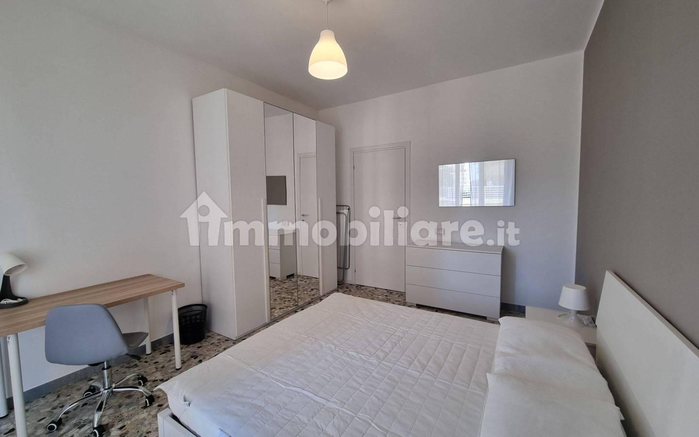 Stanza singola viale Carlo Noè 32, Gallarate