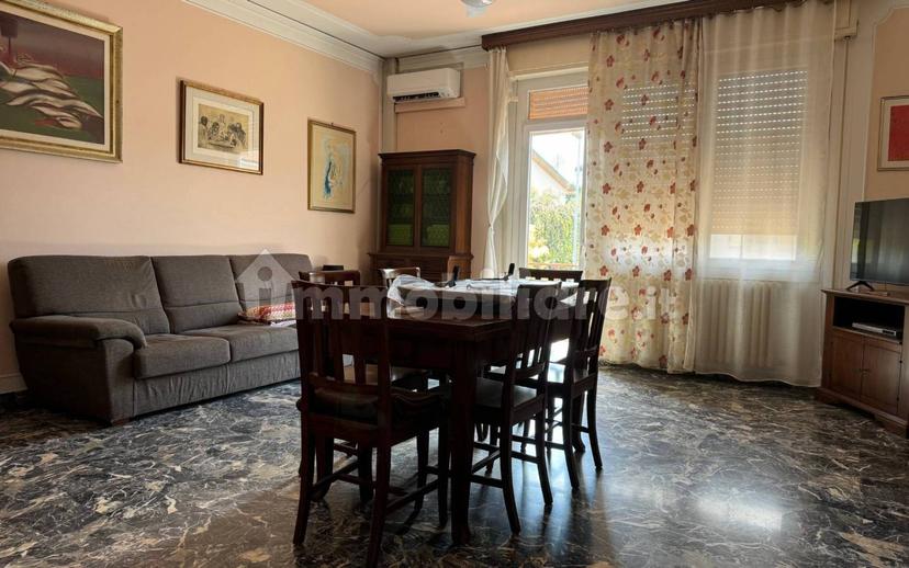 Villa bifamiliare via Bruno Buozzi, Commenda, San Bortolo, Rovigo — foto 3 di 17