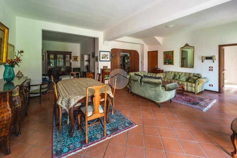 Villa unifamiliare Lungolago Giuseppe Zanardelli, Toscolano Maderno, Toscolano-Maderno — foto 17 di 42