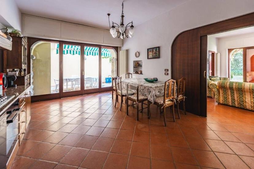 Villa unifamiliare Lungolago Giuseppe Zanardelli, Toscolano Maderno, Toscolano-Maderno — foto 34 di 42