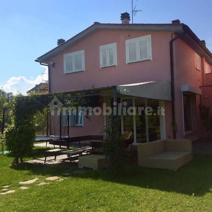 Bilocale via Fontebranda 5, Catona, Arezzo — foto 10 di 20