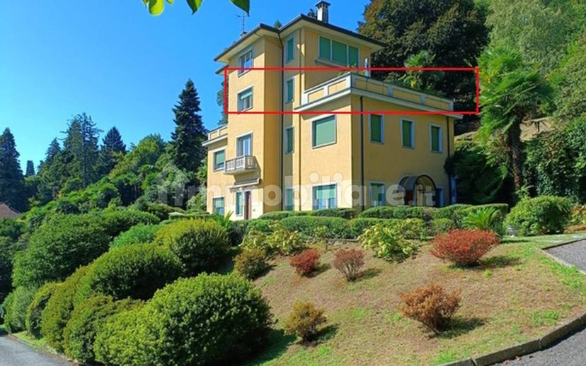 Trilocale Strada Statale del Sempione 71, Belgirate — foto 13 di 36