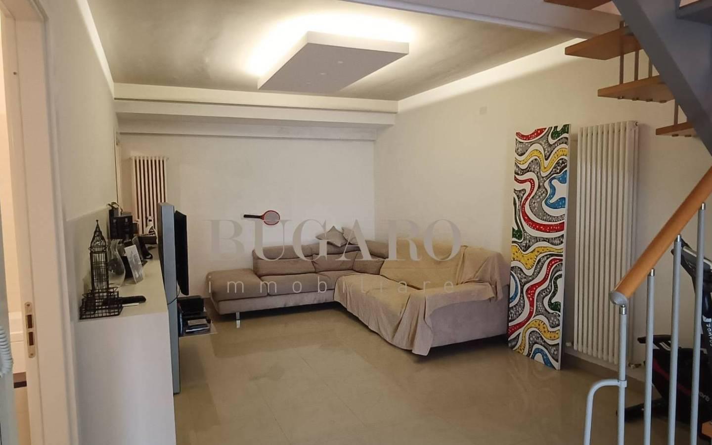 Villa a schiera 4 locali, buono stato, Le Grazie, Ancona