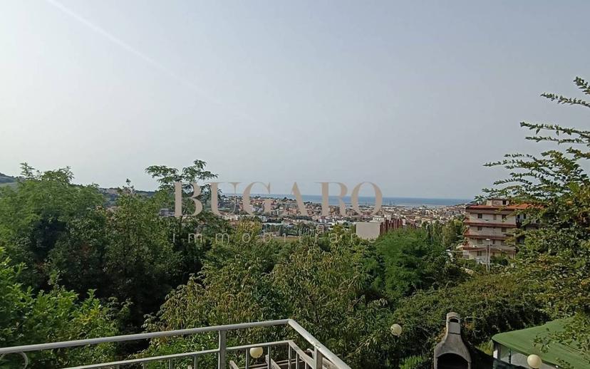 Villa a schiera 4 locali, buono stato, Le Grazie, Ancona — foto 4 di 11