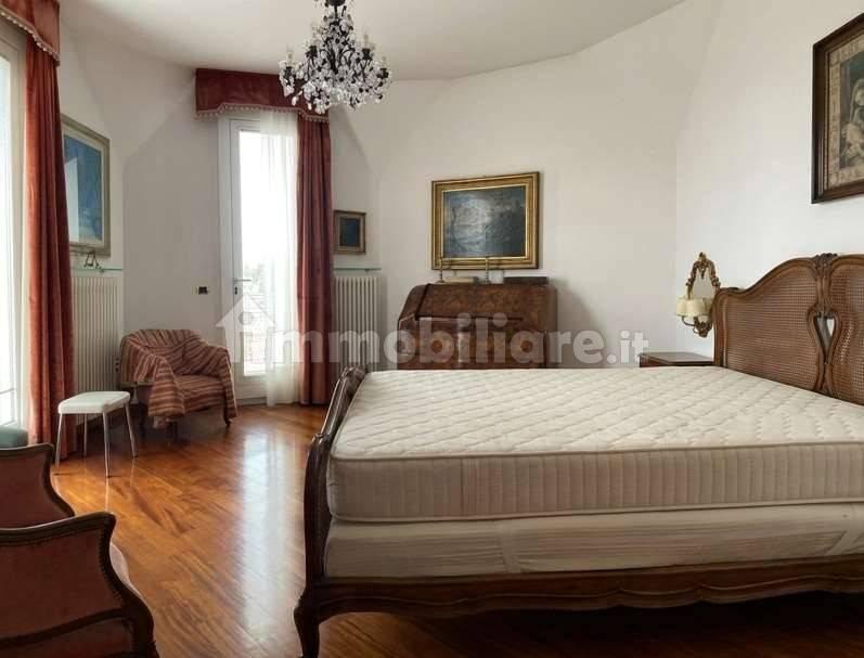 Attico via Maria Virginia Staurenghi , 37, Centro, Varese — foto 9 di 17
