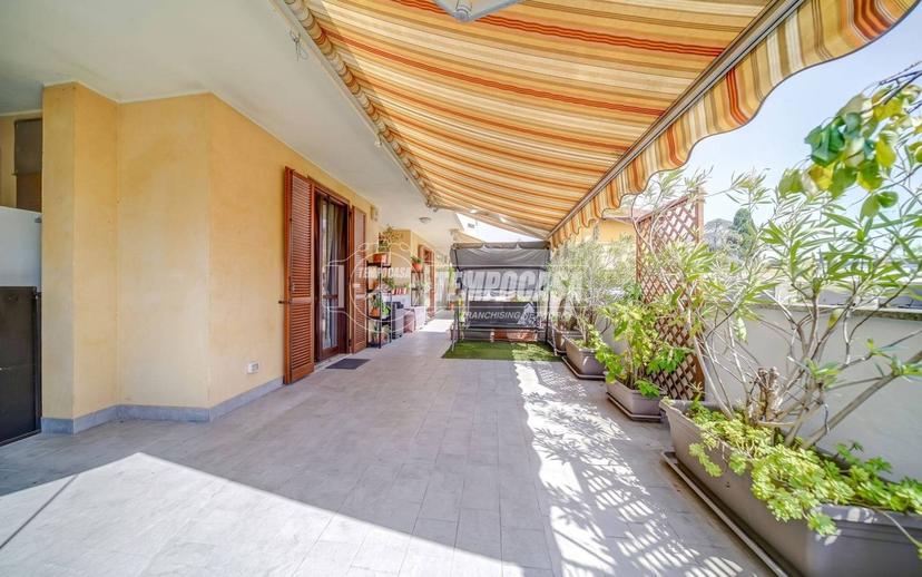 Trilocale via Goffredo Mameli, Centro, Borgomanero — foto 4 di 21