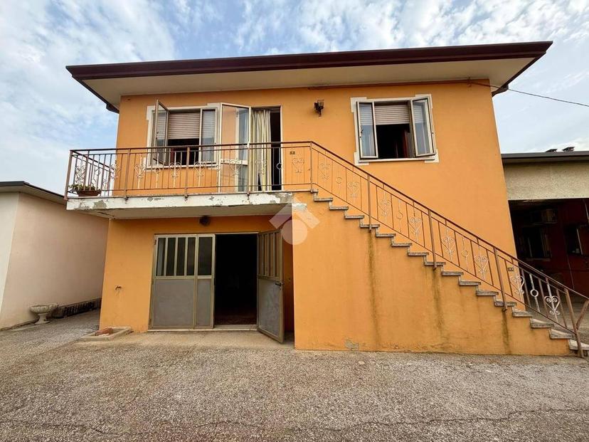Trilocale via IV Novembre 123, Santa Maria D'adige, Vescovana — foto 11 di 16