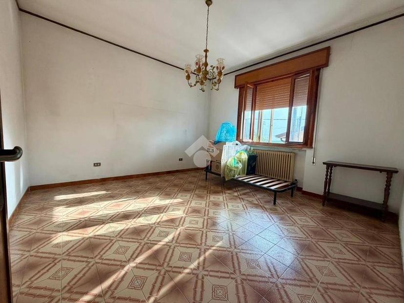 Trilocale via IV Novembre 123, Santa Maria D'adige, Vescovana — foto 4 di 16