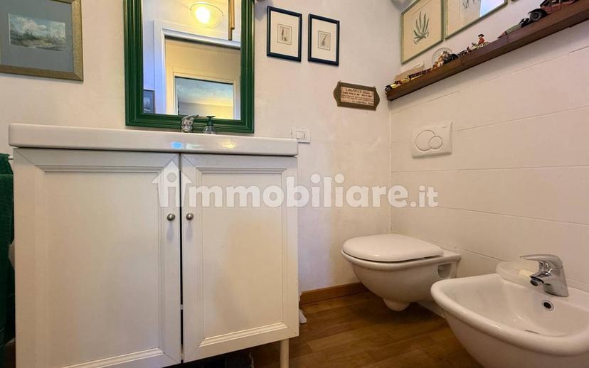 Villa unifamiliare, ottimo stato, 237 m², Oleggio Castello — foto 11 di 15