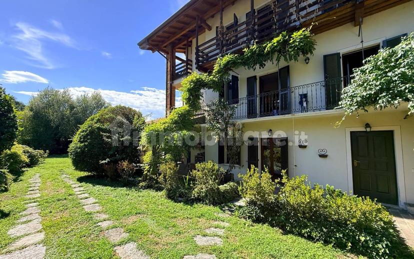 Villa unifamiliare, ottimo stato, 237 m², Oleggio Castello — foto 6 di 15
