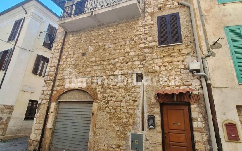 Trilocale via Umberto I, Centro, Sezze — foto 24 di 35