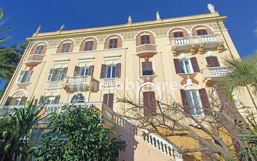 Attico buono stato, 111 m², Corso degli Inglesi, Sanremo — foto 9 di 11