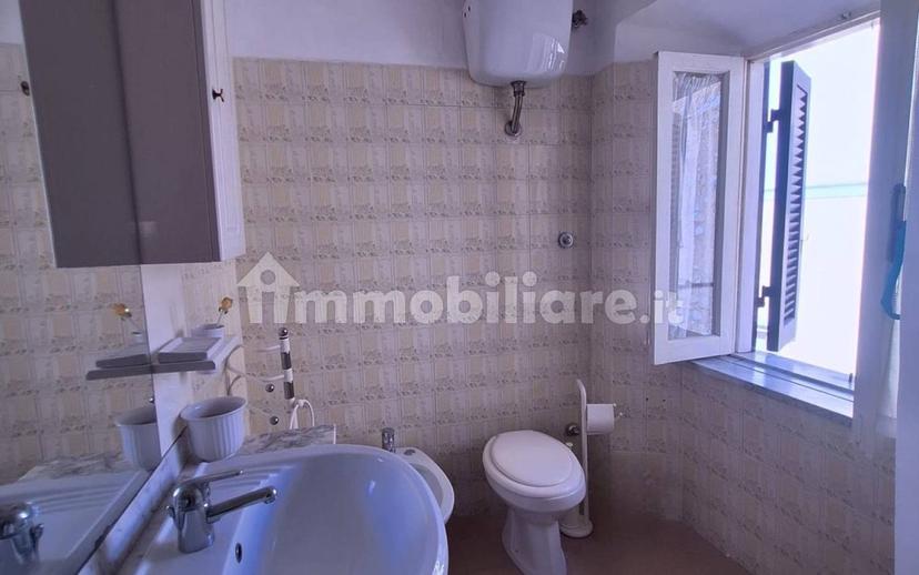 Trilocale via Umberto I, Centro, Sezze — foto 34 di 35