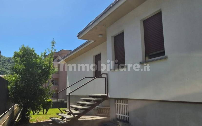 Villa unifamiliare via Cesura 32, Germanedo, Lecco — foto 2 di 19
