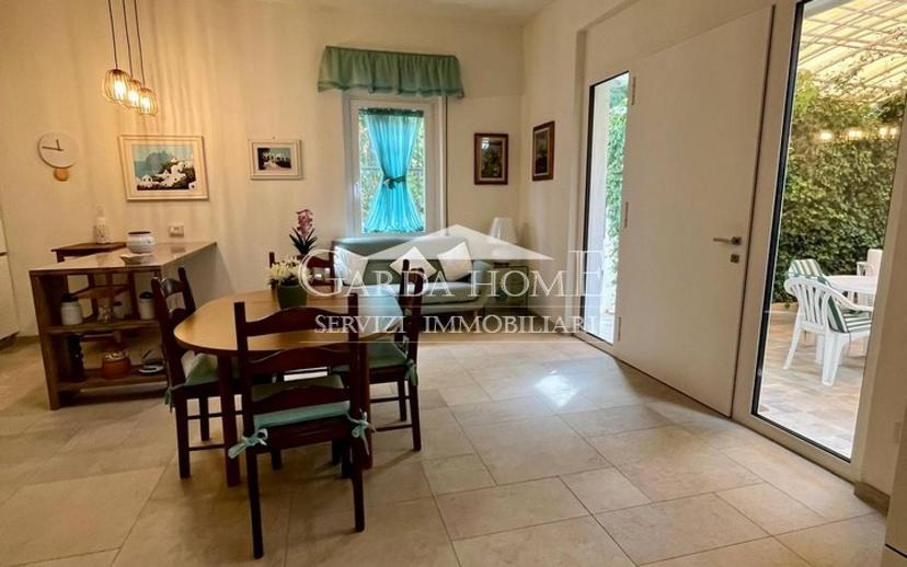 Trilocale via Menasasso, Entroterra, Desenzano del Garda — foto 19 di 27